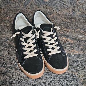 Dolce Vita Black and Tan Women's Sneakers Size 11 Used